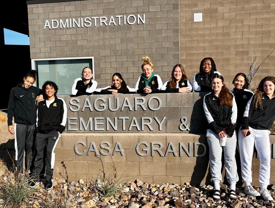 Giving Back: Vaqueras visit Saguaro Elementary