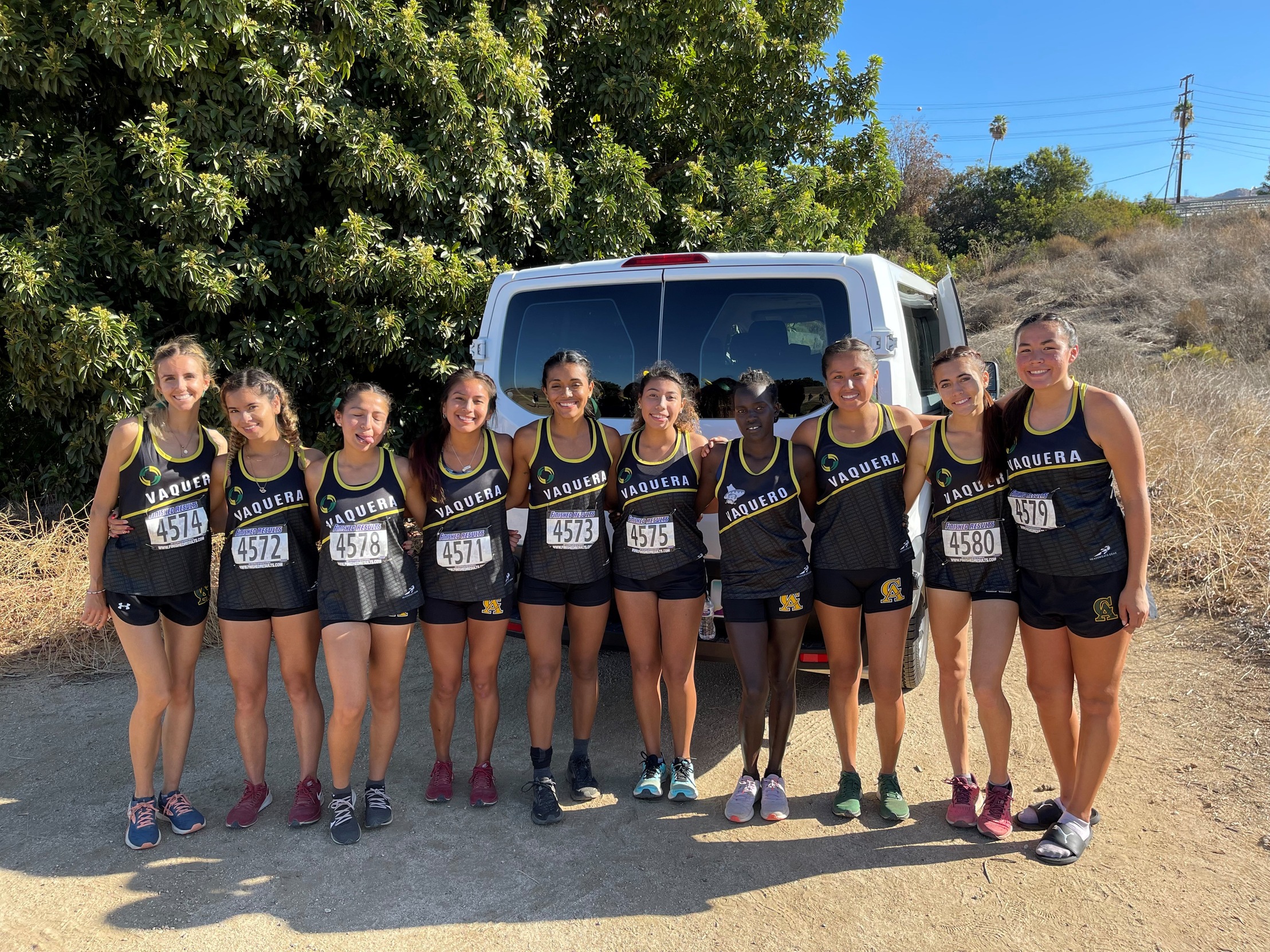 Cross Country Teams Compete in the Highlander Invitational